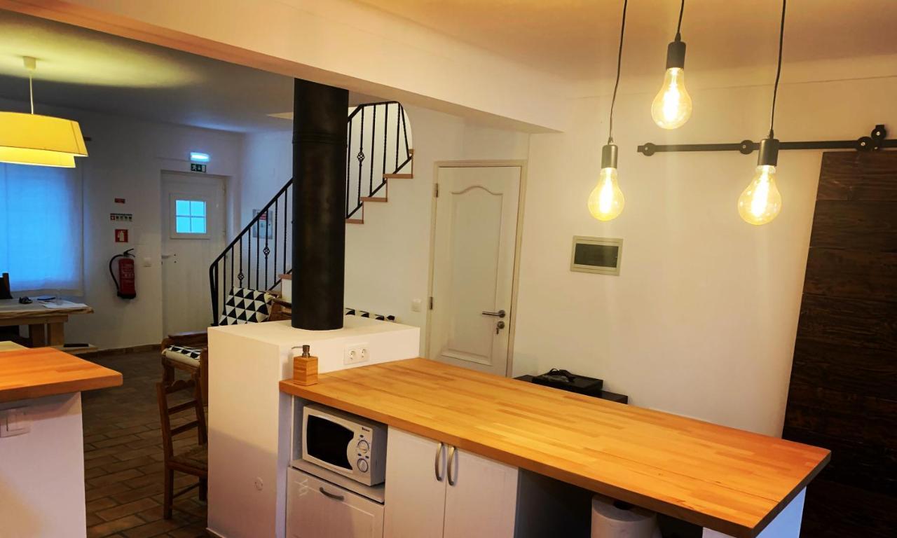 Almograve Beach Hostel Ngoại thất bức ảnh