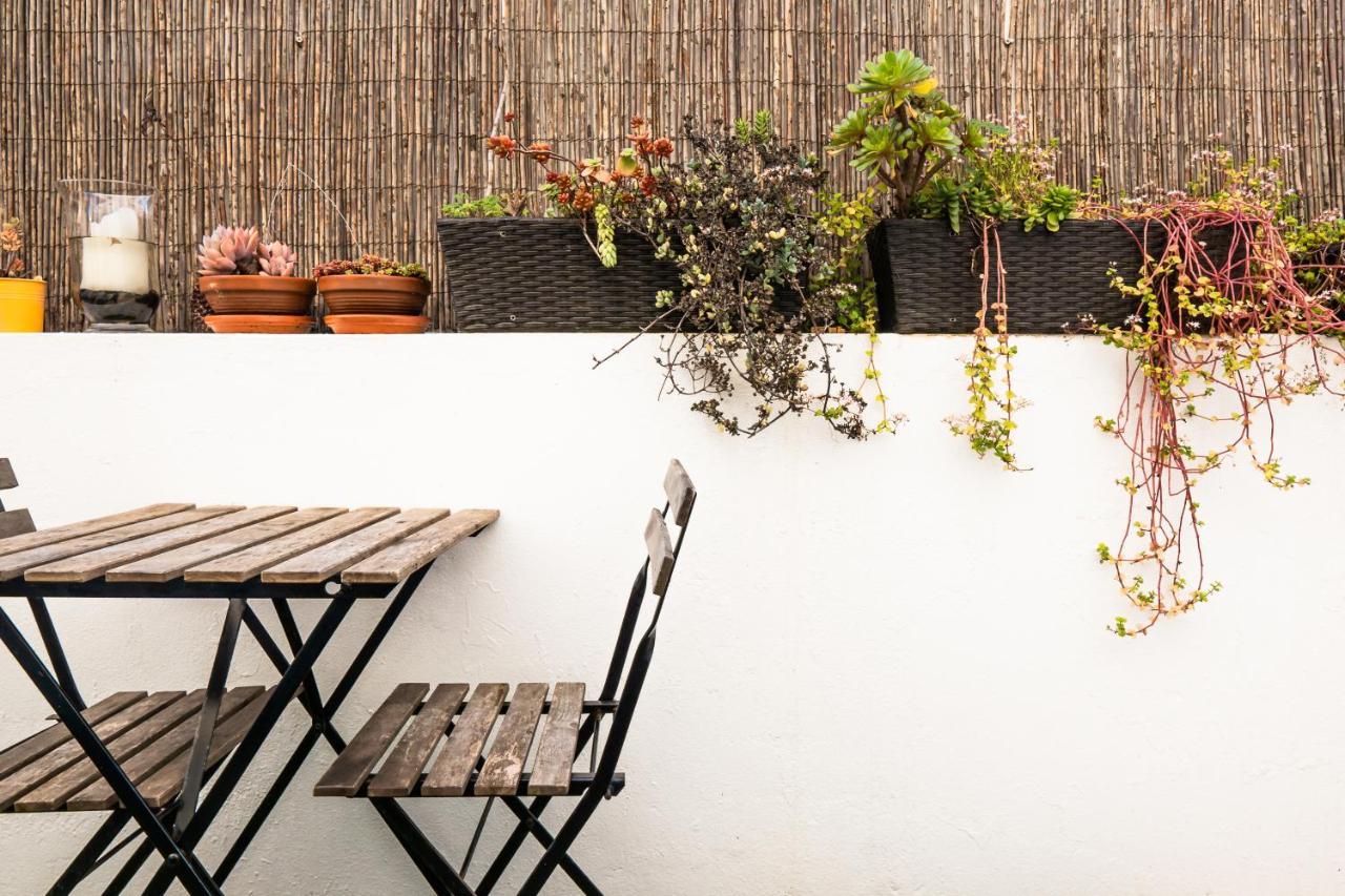 Almograve Beach Hostel Ngoại thất bức ảnh