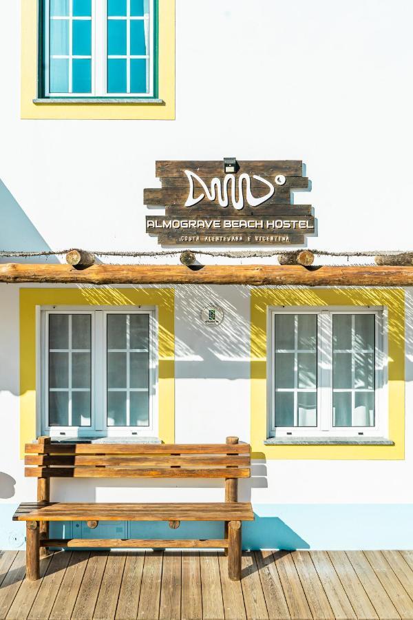 Almograve Beach Hostel Ngoại thất bức ảnh